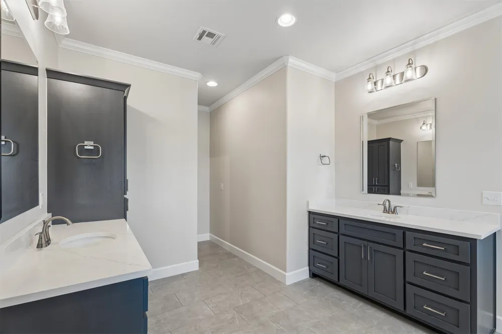 84 E 165th Place S Glenpool, OK 74033