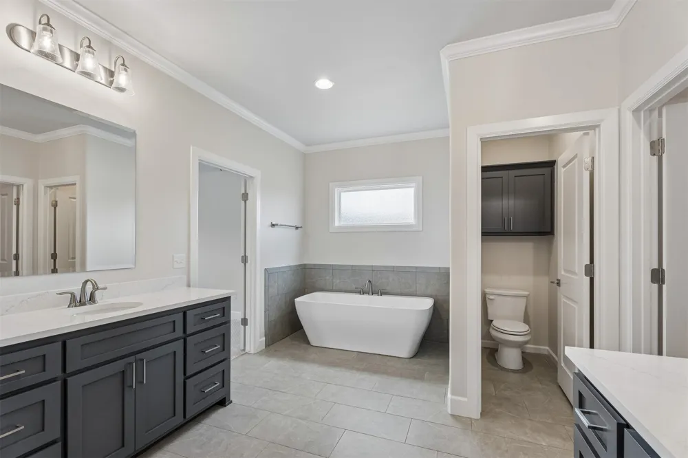 84 E 165th Place S Glenpool, OK 74033
