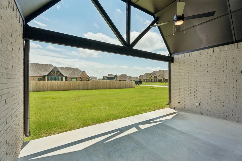 84 E 165th Place S Glenpool, OK 74033