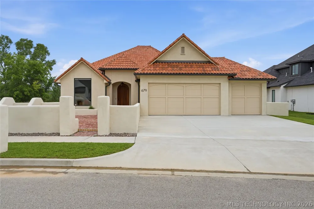 679 W 113th Court S Jenks, OK 74037