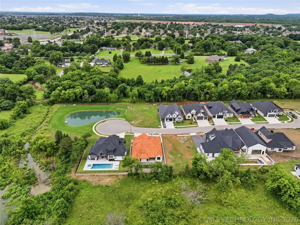 679 W 113th Court S Jenks, OK 74037