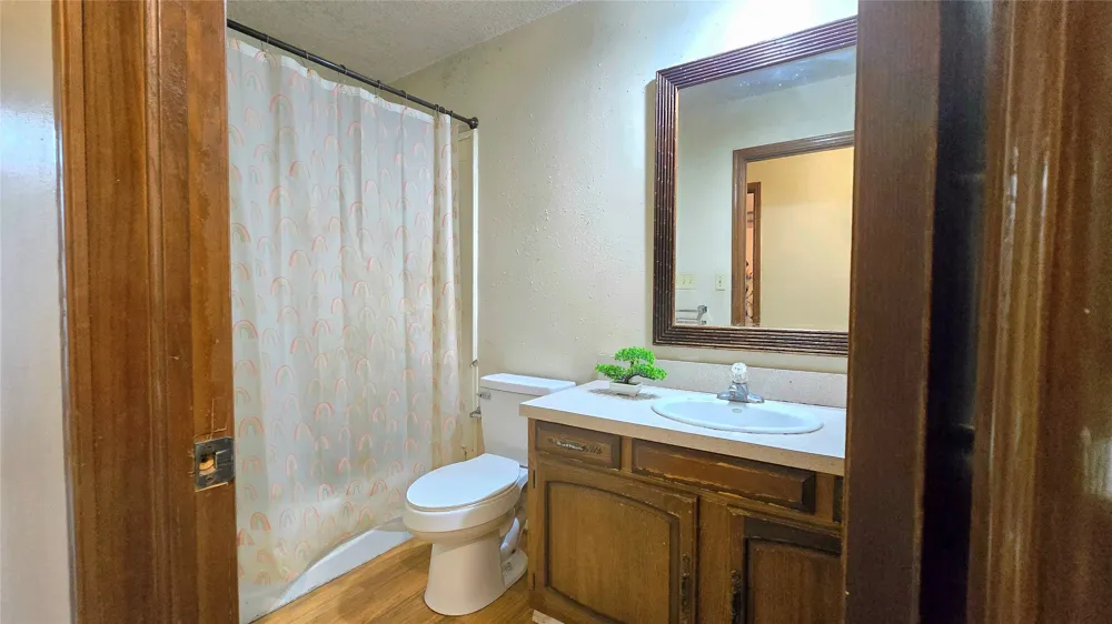 1525 County Line Road E Fort Gibson, OK 74434