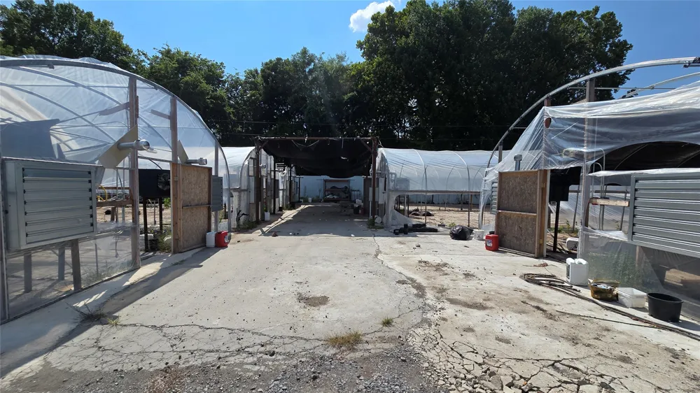 1525 County Line Road E Fort Gibson, OK 74434