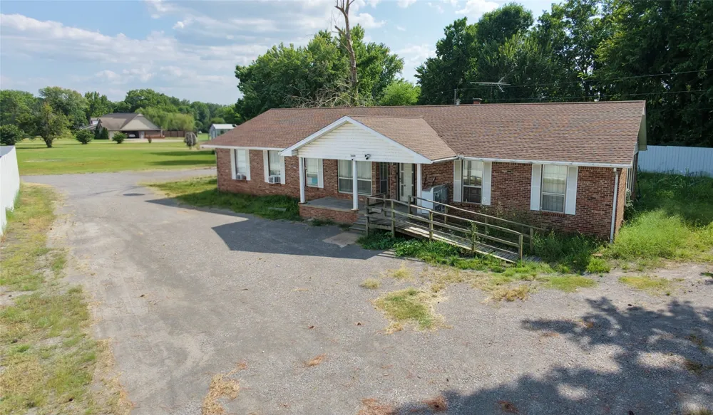 1525 County Line Road E Fort Gibson, OK 74434