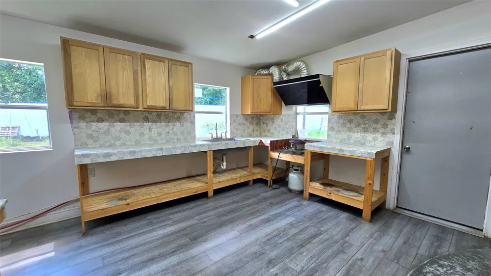 1525 County Line Road E Fort Gibson, OK 74434