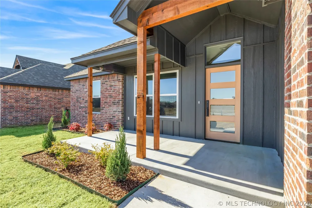 10866 S 279th EastAvenue Coweta, OK 74429