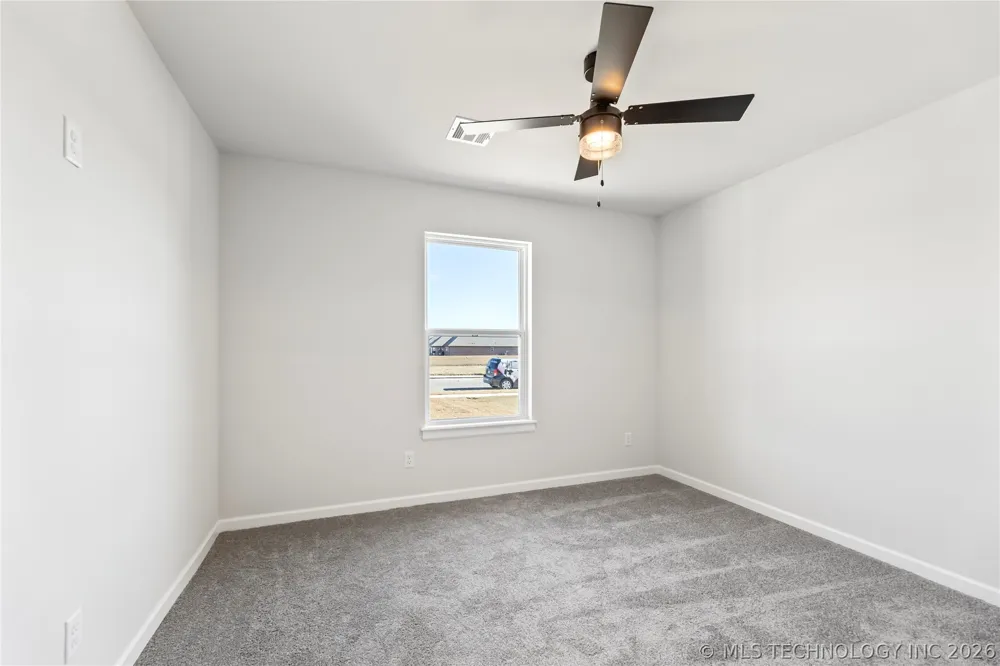 10866 S 279th EastAvenue Coweta, OK 74429