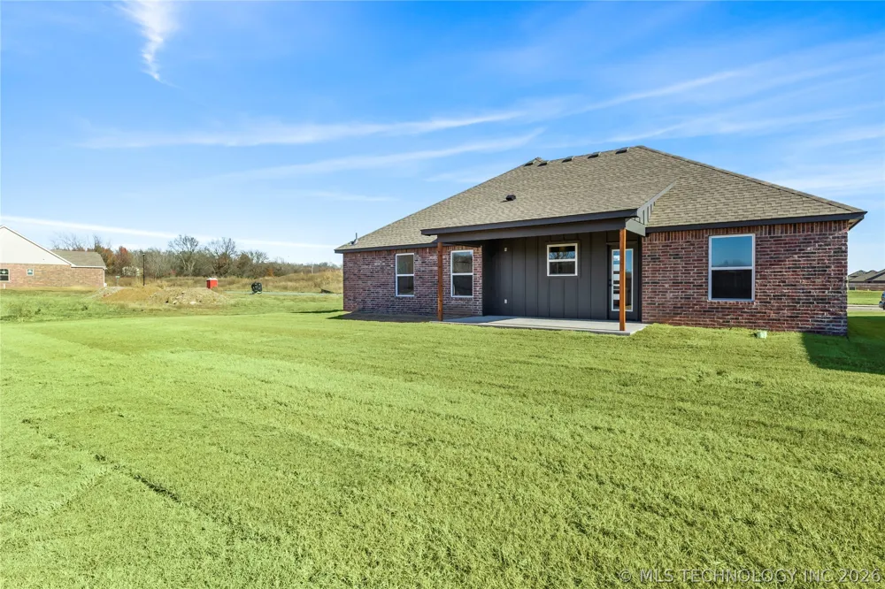 10866 S 279th EastAvenue Coweta, OK 74429
