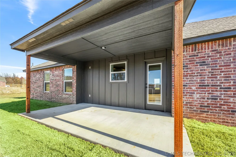 10866 S 279th EastAvenue Coweta, OK 74429