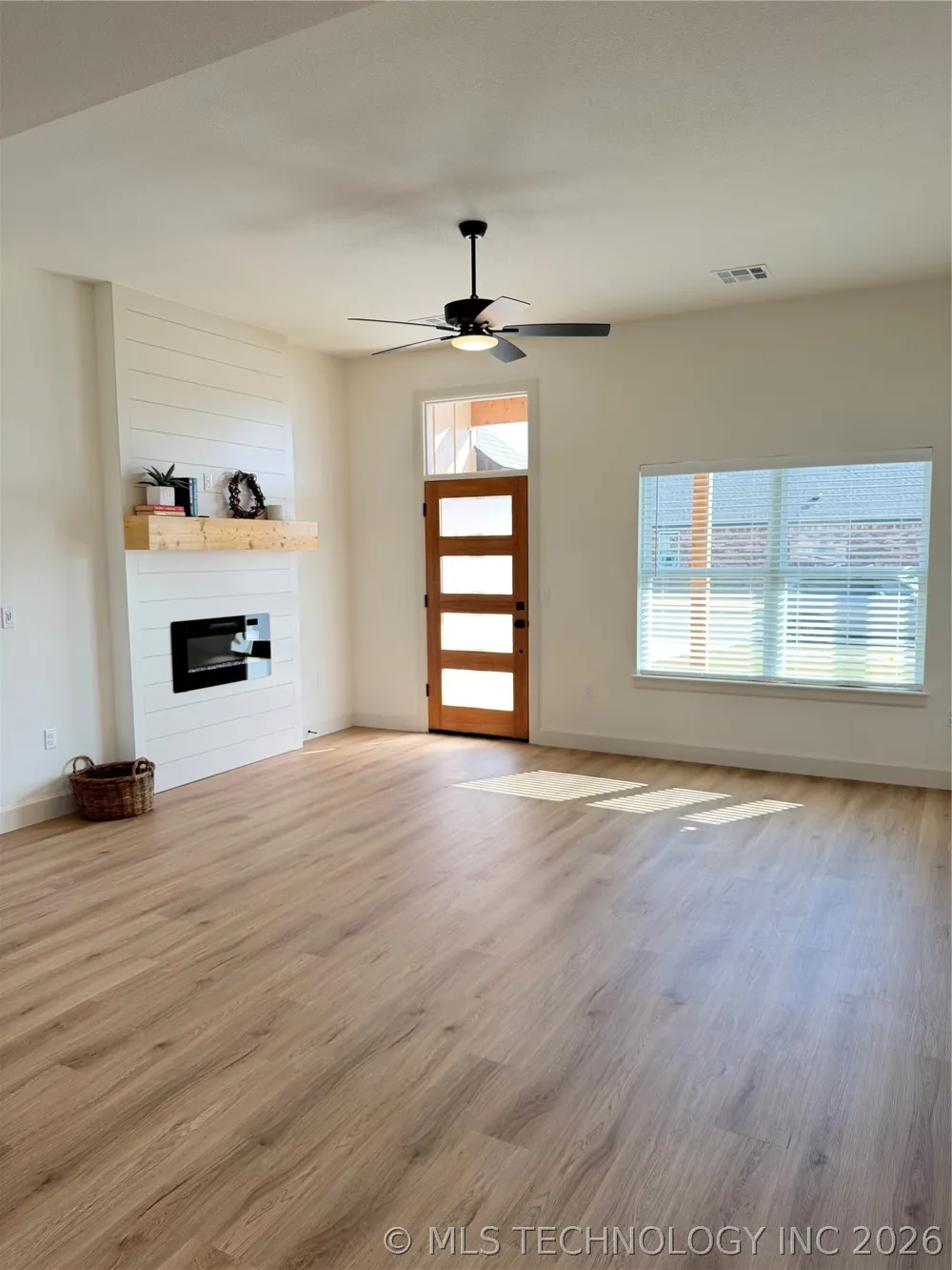 10866 S 279th EastAvenue Coweta, OK 74429