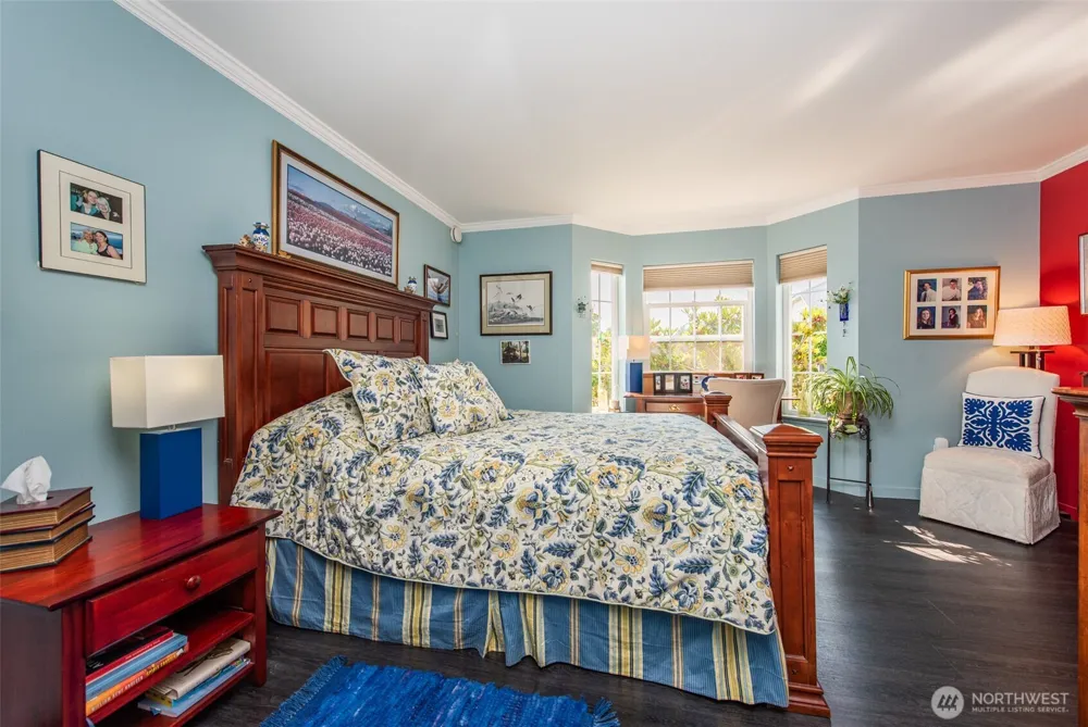 890 Oxford Way Sequim, WA 98382