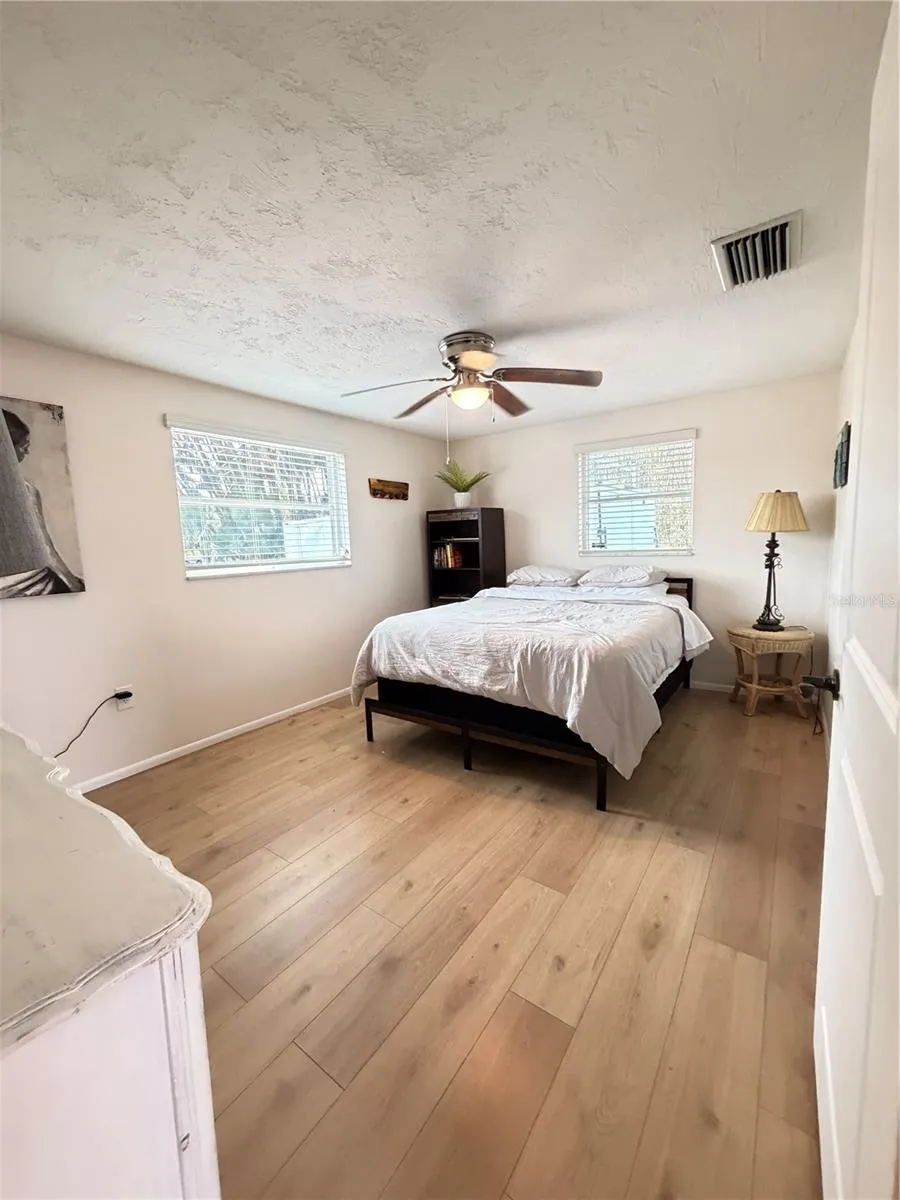 1322 PINELLAS AVENUE Tarpon Springs, FL 34689
