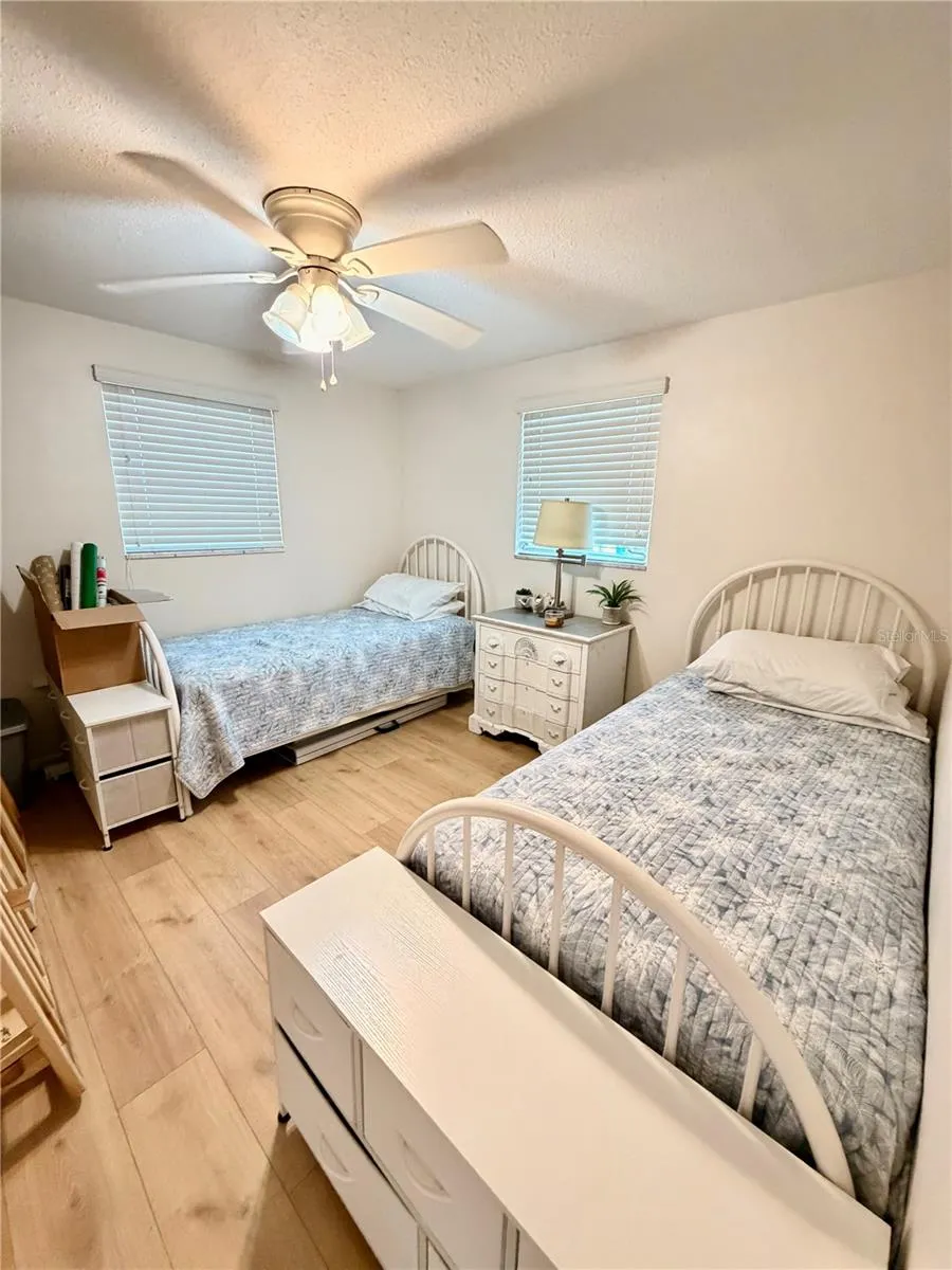 1322 PINELLAS AVENUE Tarpon Springs, FL 34689