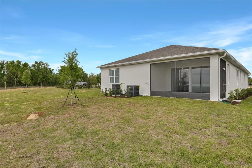 1249 DAISY HILL AVENUE Dundee, FL 33838