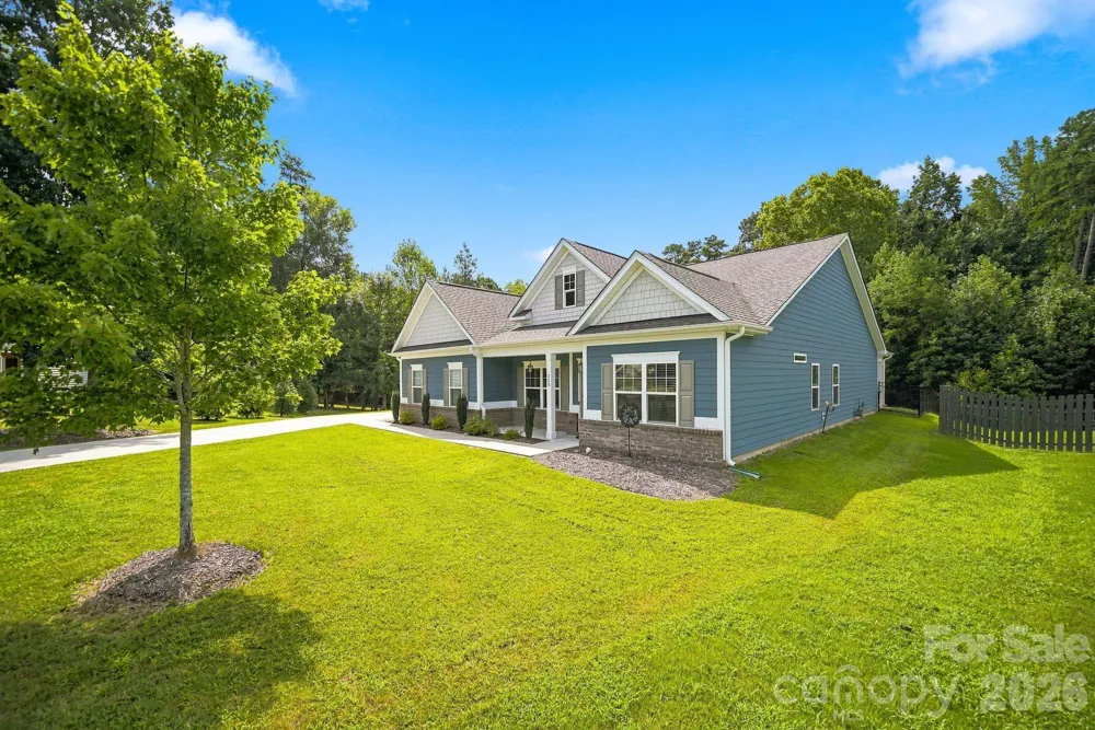 208 Clauser Road S Mount Holly, NC 28120