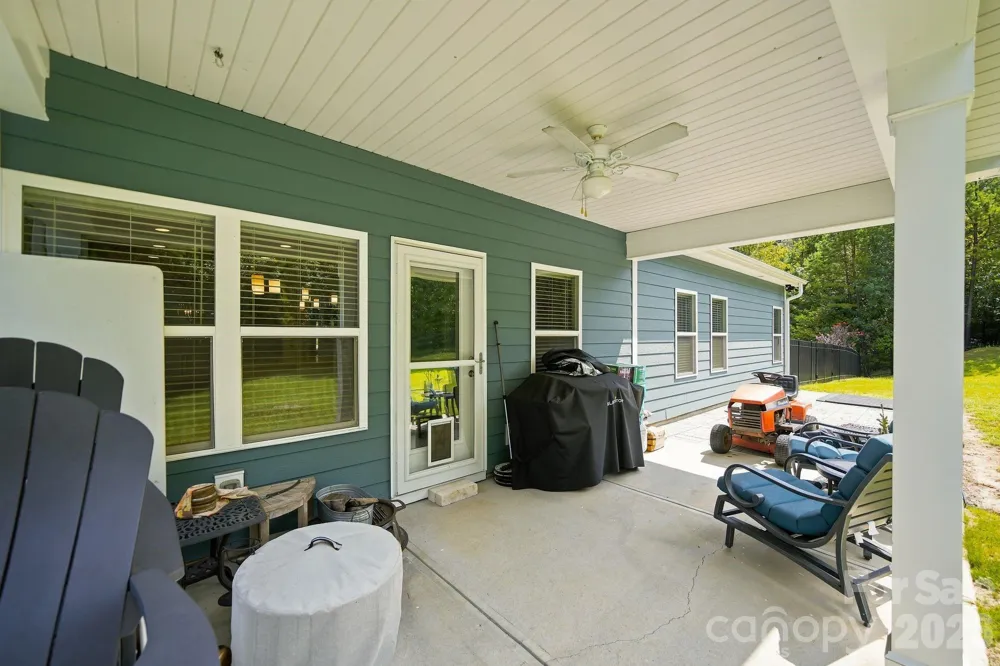 208 Clauser Road S Mount Holly, NC 28120