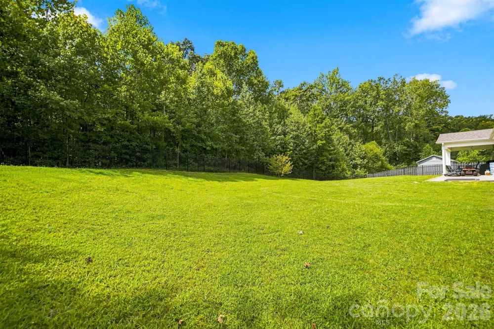 208 Clauser Road S Mount Holly, NC 28120