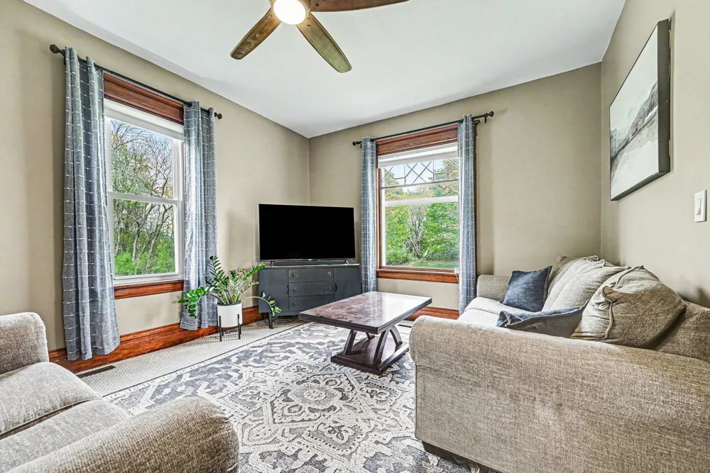 16680 County Road 40 Carver, MN 55315