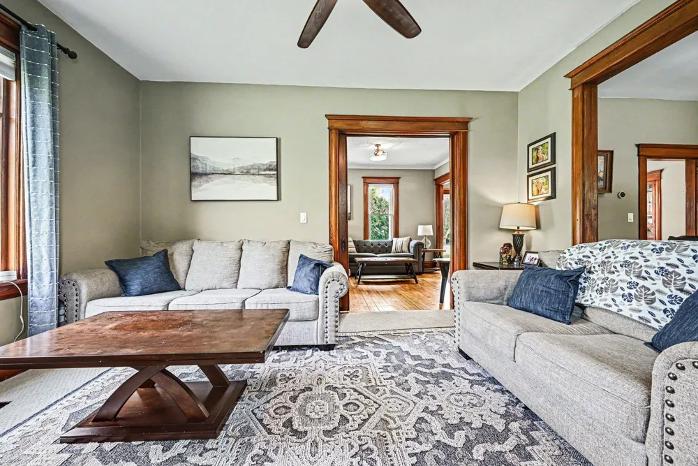16680 County Road 40 Carver, MN 55315