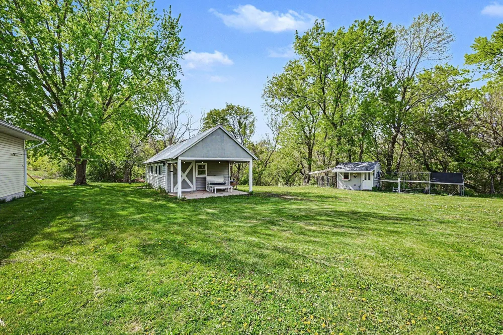 16680 County Road 40 Carver, MN 55315