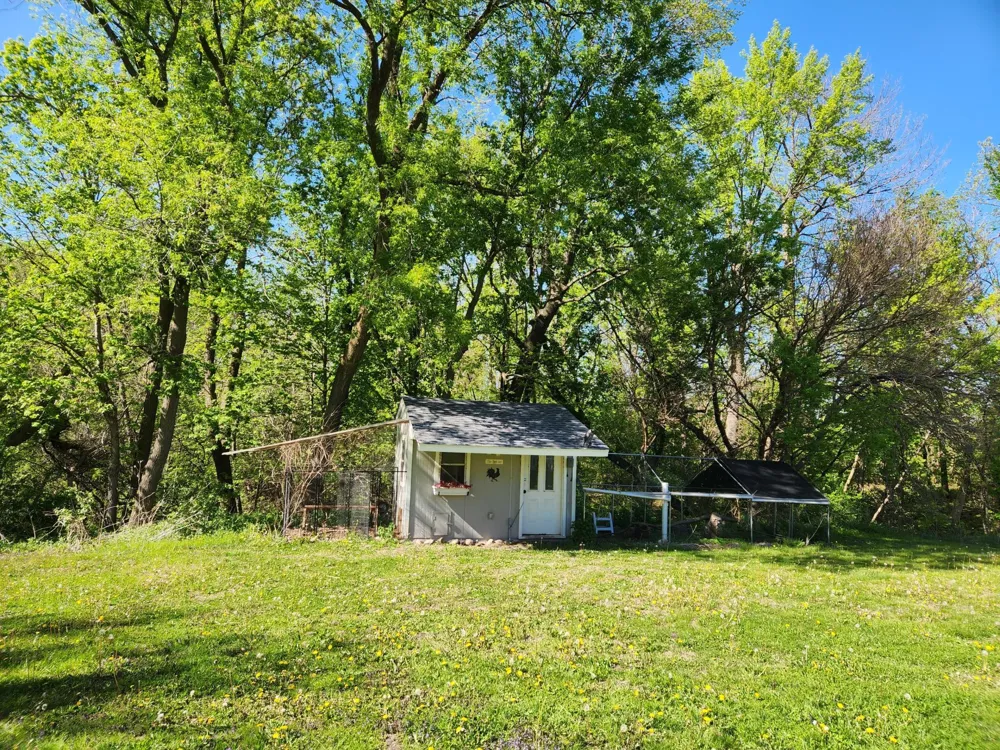 16680 County Road 40 Carver, MN 55315