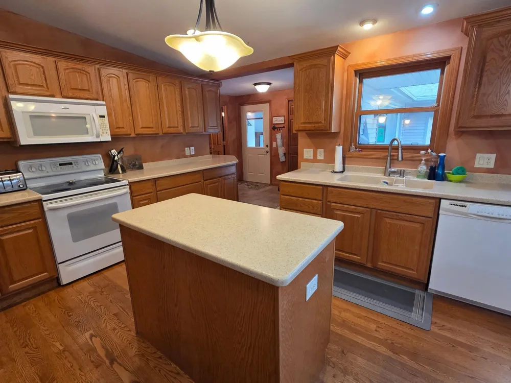 4488 Ferndale Road Rushford, MN 55971