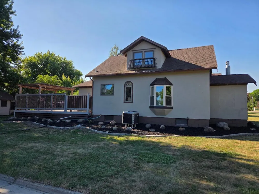610 6th Street SW Forman, ND 58032