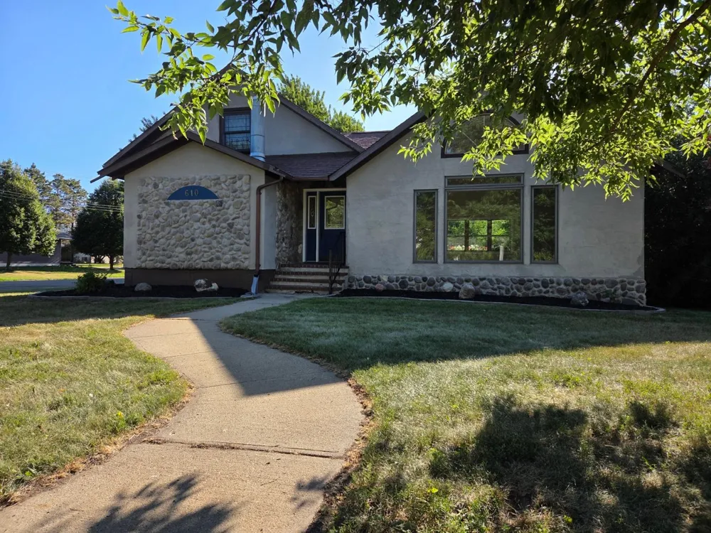 610 6th Street SW Forman, ND 58032