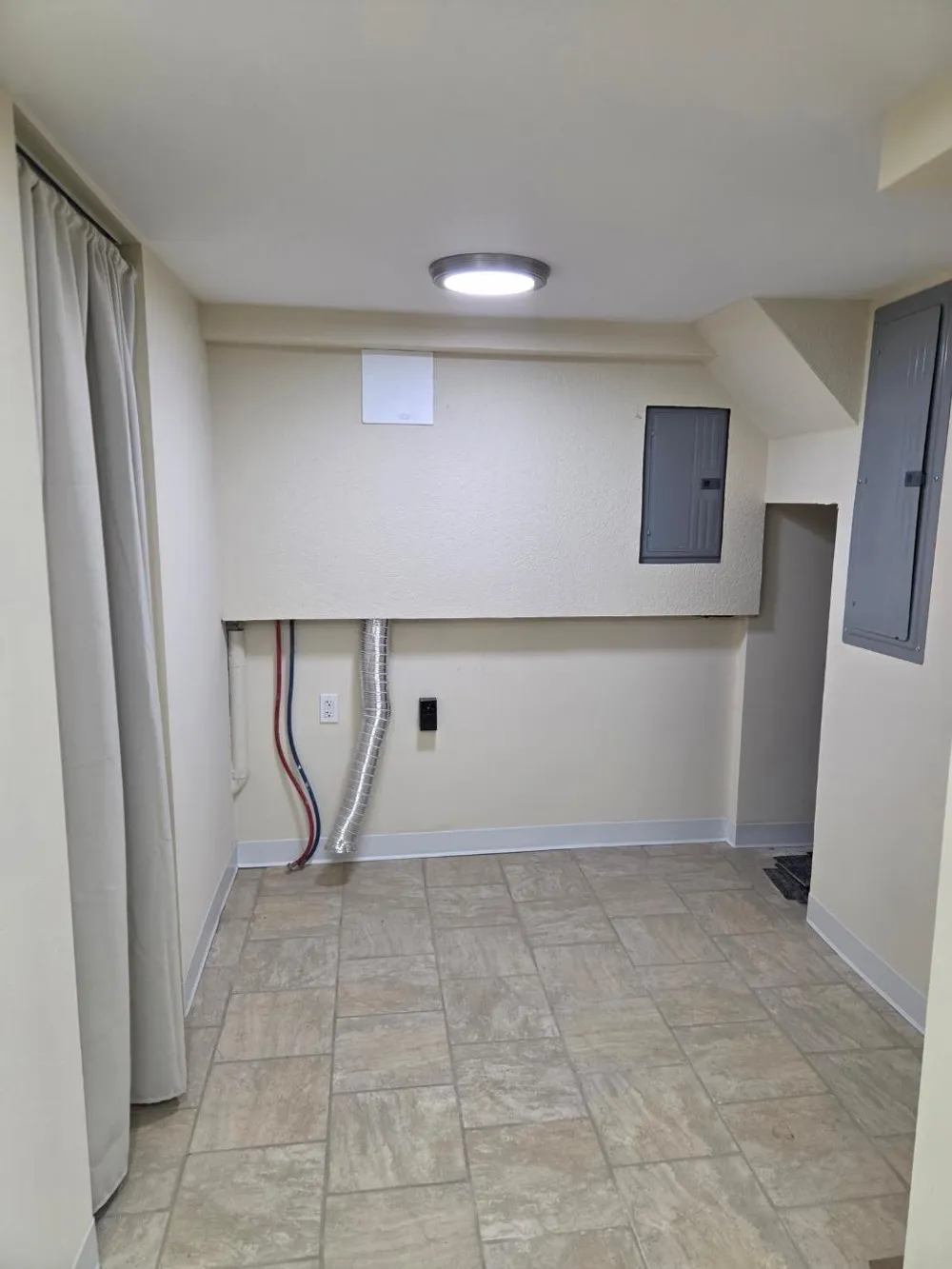 610 6th Street SW Forman, ND 58032