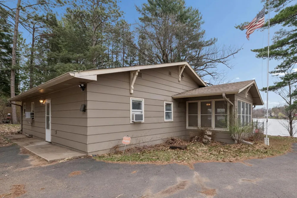 2108 Peninsula Drive Mora, MN 55051