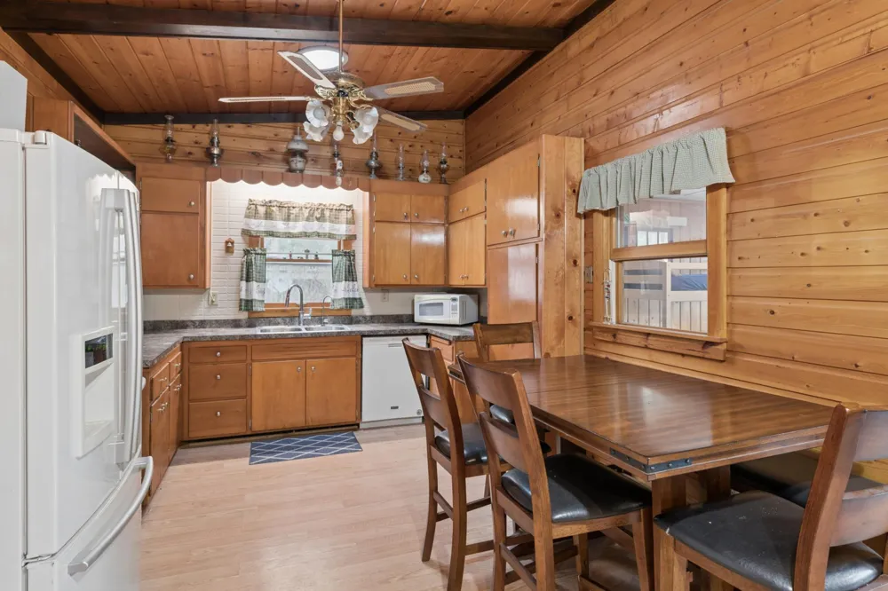 2108 Peninsula Drive Mora, MN 55051
