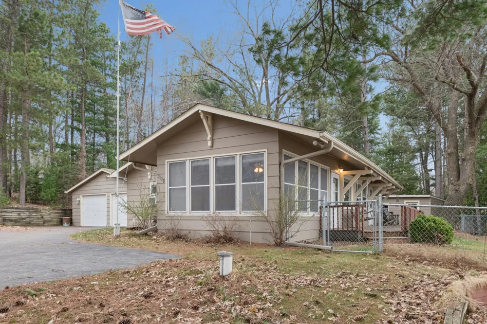 2108 Peninsula Drive Mora, MN 55051