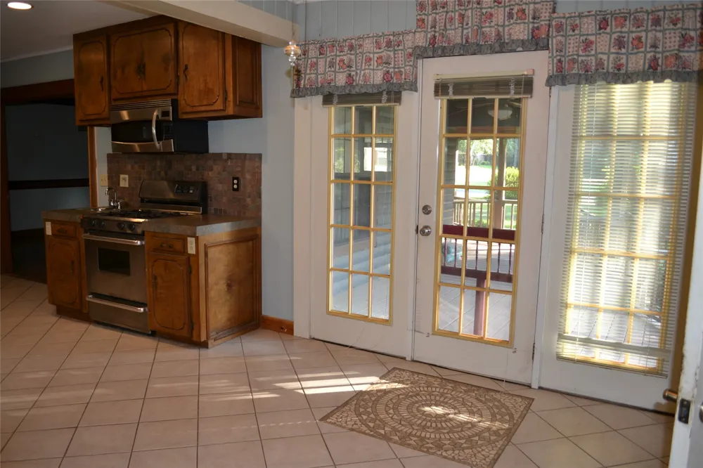 1895 DORCHEAT Minden, LA 71055