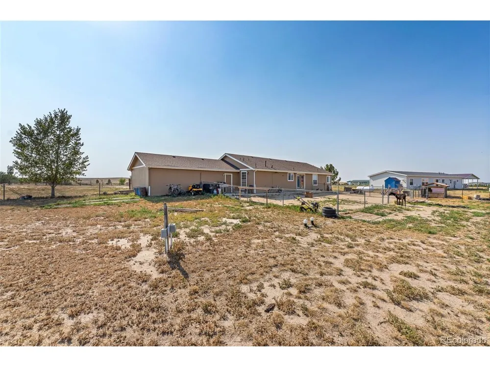 9 E Ranch Road Wiggins, CO 80654