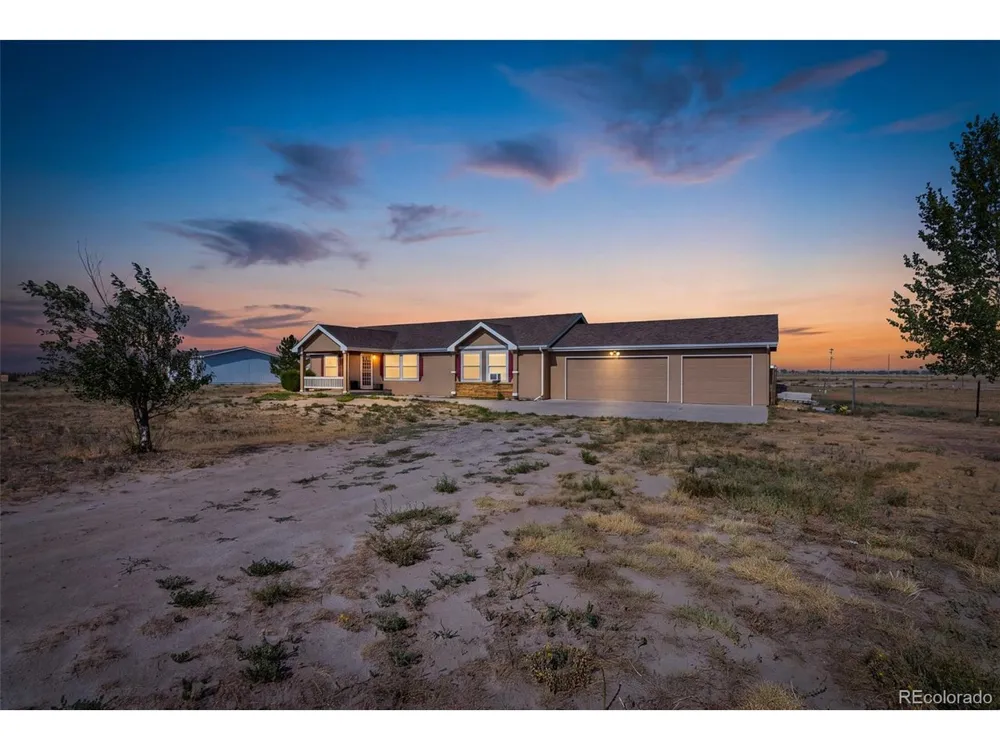 9 E Ranch Road Wiggins, CO 80654