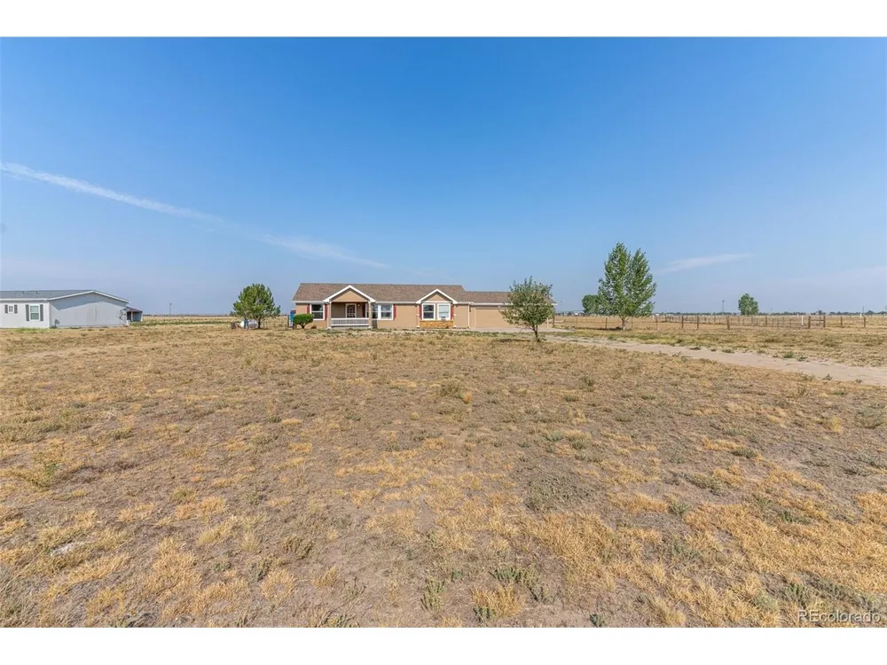 9 E Ranch Road Wiggins, CO 80654