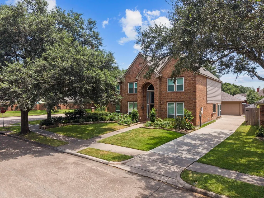 2210 Bay Haven Way League City, TX 77573