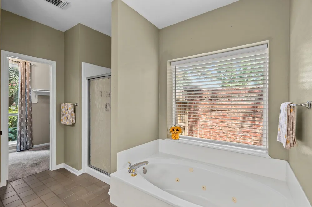 2210 Bay Haven Way League City, TX 77573
