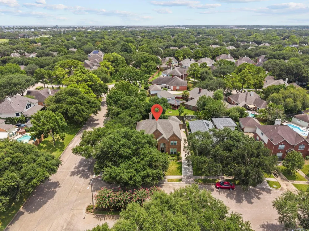 2210 Bay Haven Way League City, TX 77573