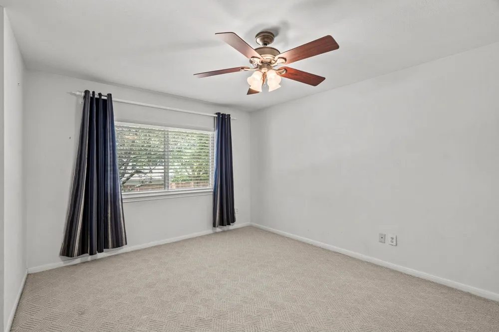 2210 Bay Haven Way League City, TX 77573
