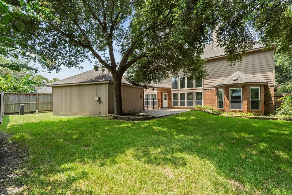 2210 Bay Haven Way League City, TX 77573