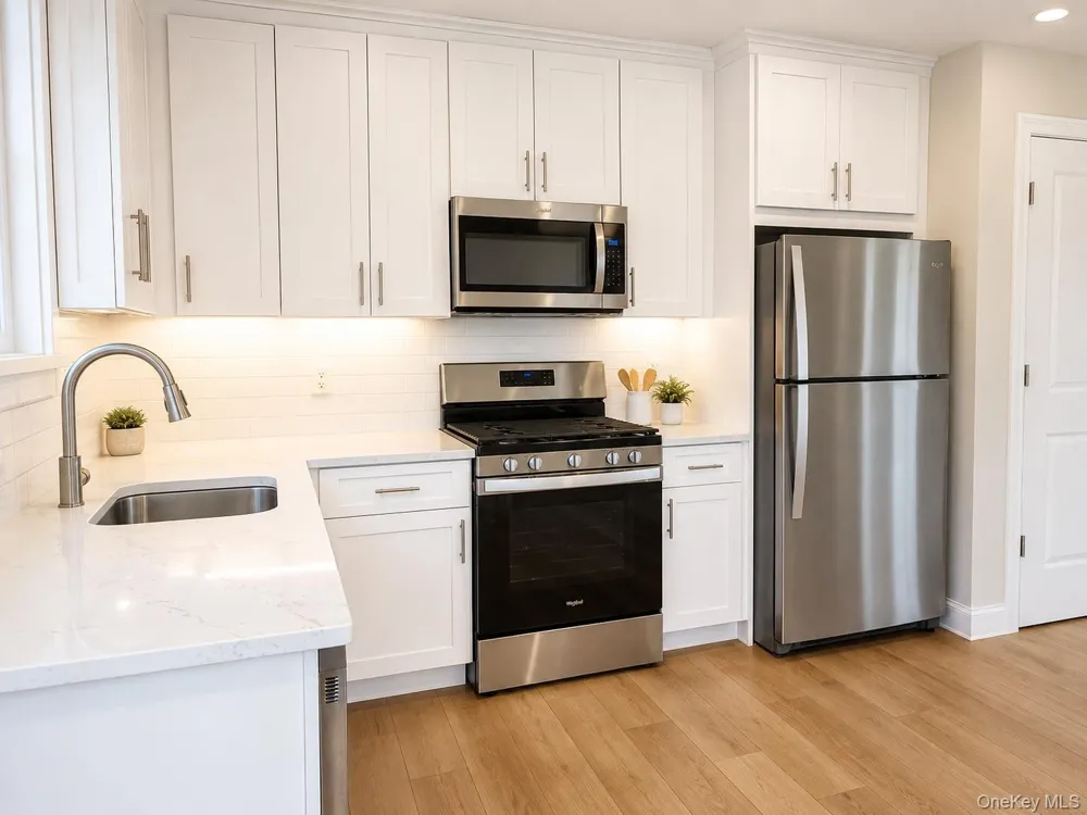 515 Jackson Avenue #27 Gail Grace North Lindenhurst, NY 11757