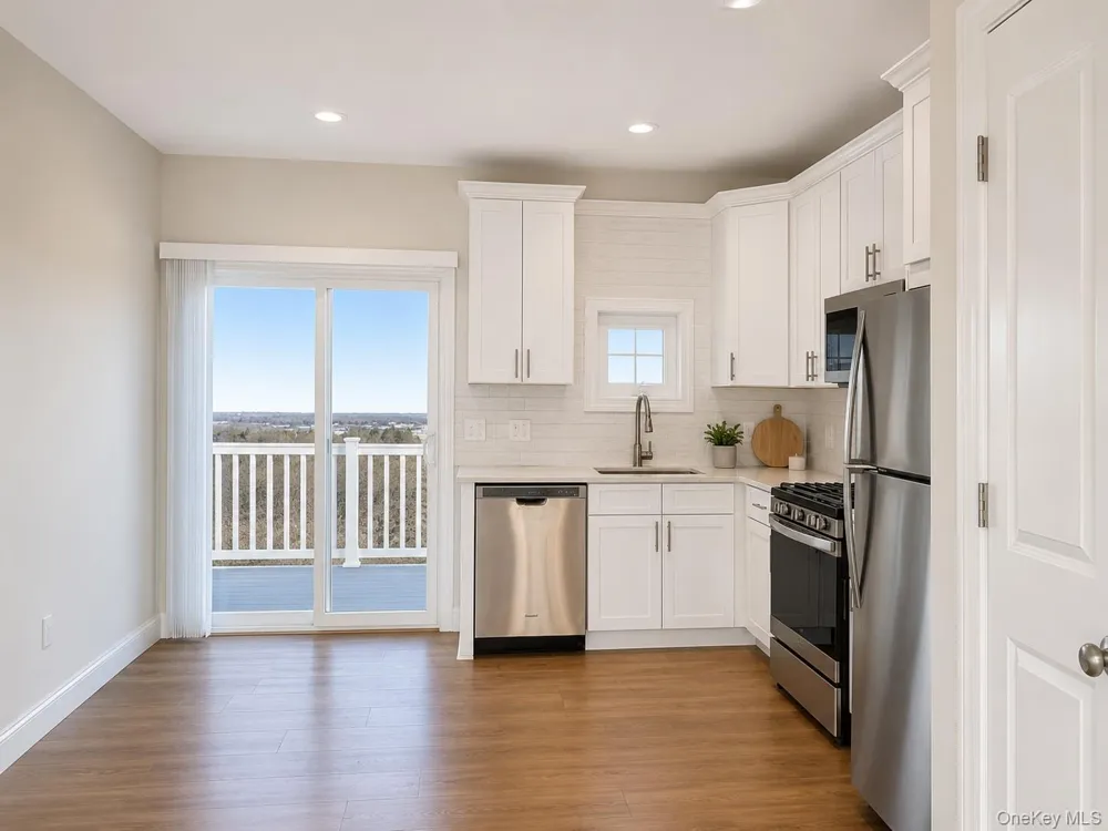 515 Jackson Avenue #27 Gail Grace North Lindenhurst, NY 11757