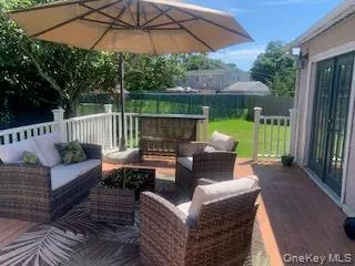 48 Ellen Street Bay Shore, NY 11706