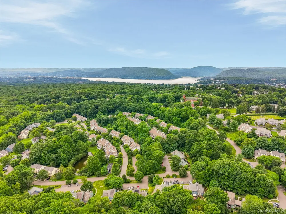 4001 Hickory Court Peekskill, NY 10566