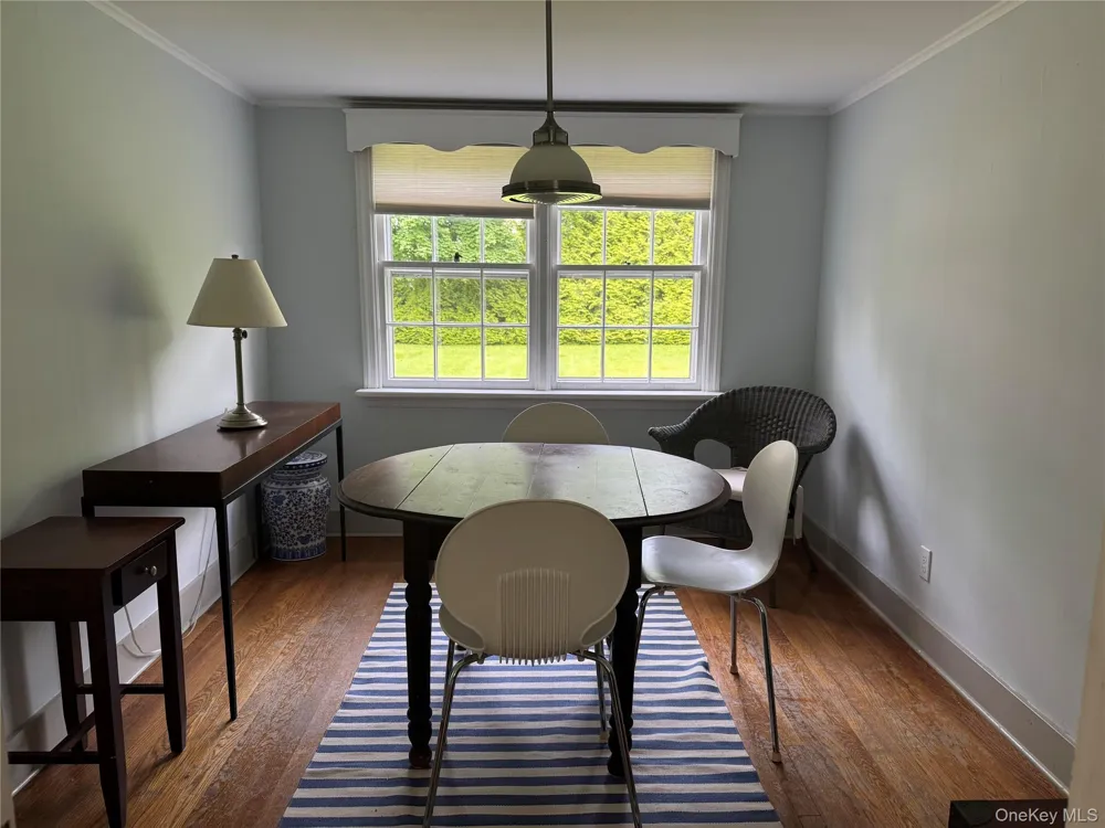 21 Elm Street Southampton, NY 11968