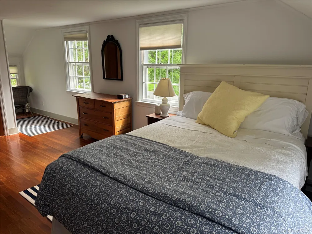 21 Elm Street Southampton, NY 11968