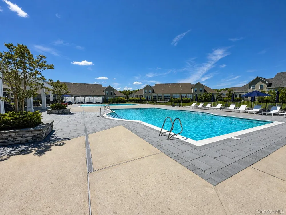 278 Silver Timber Drive Yaphank, NY 11980