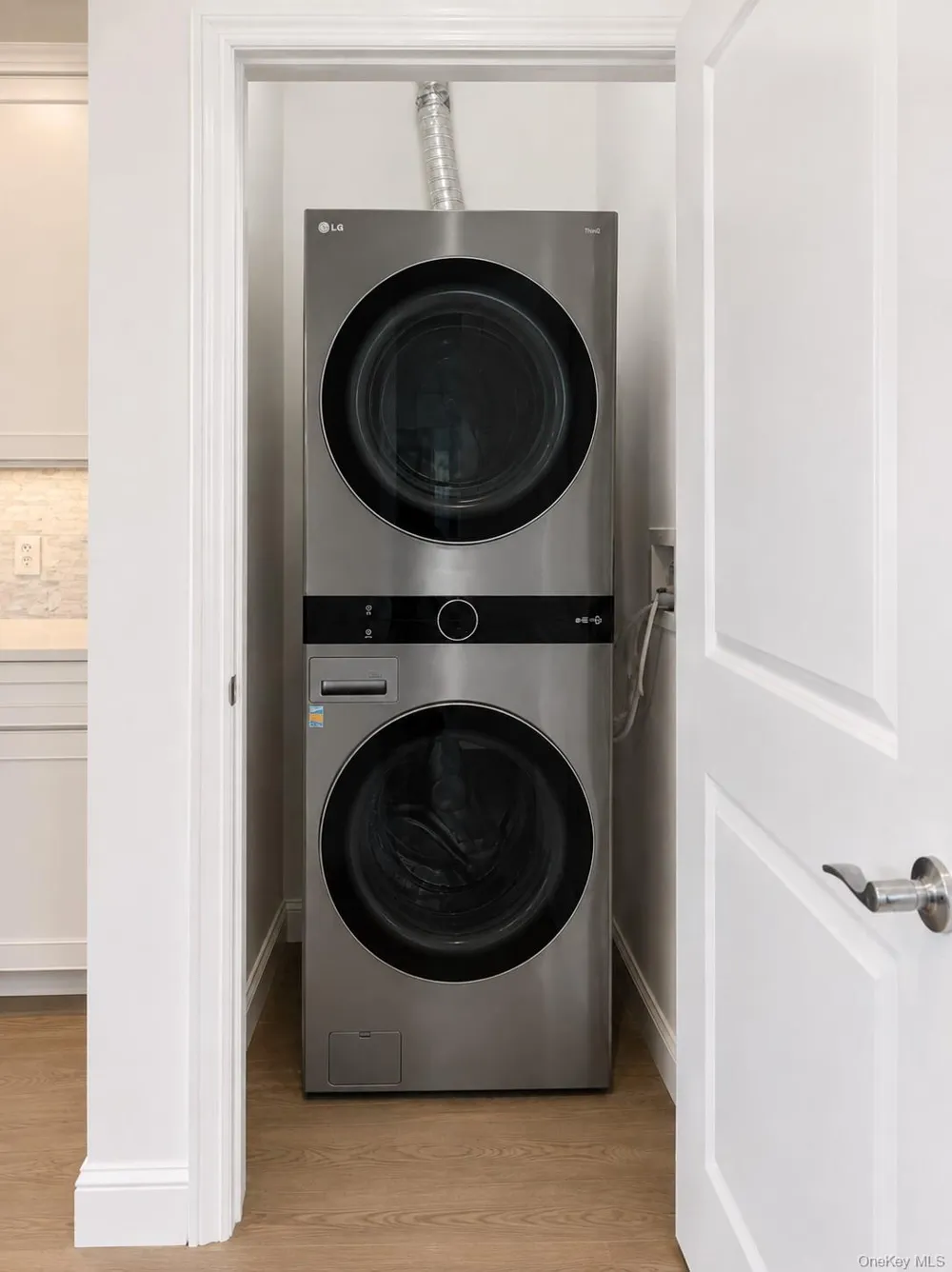 278 Silver Timber Drive Yaphank, NY 11980