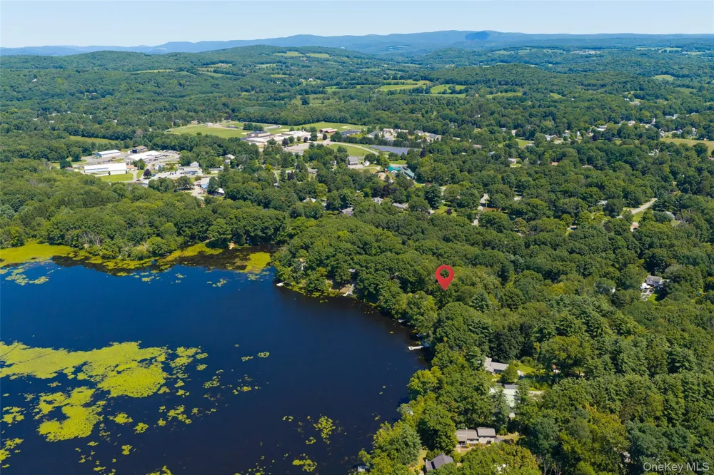 31 Lake Shore Drive Pine Plains, NY 12567